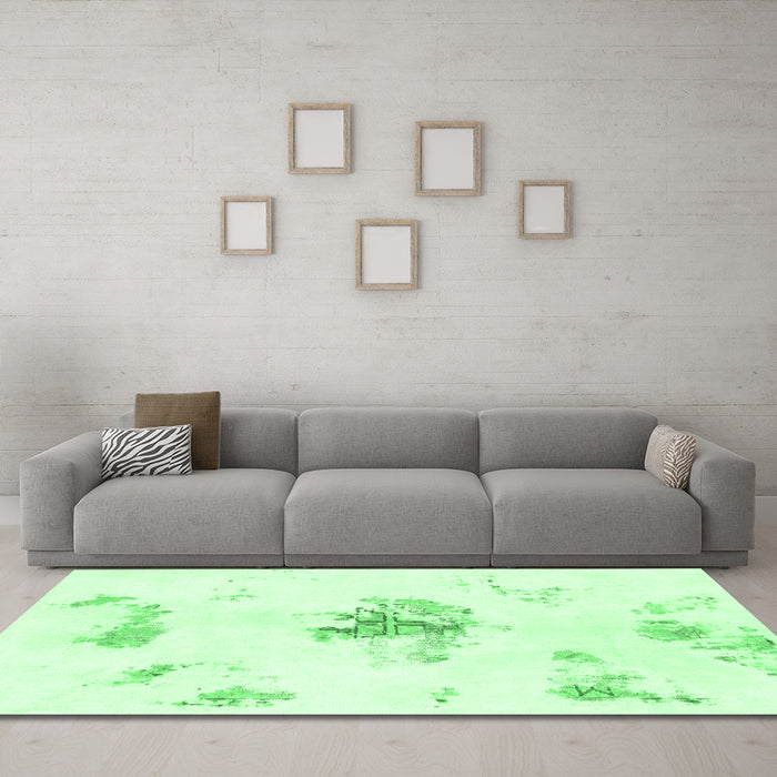 Machine Washable Abstract Emerald Green Modern Area Rugs in a Living Room,, wshabs1001emgrn