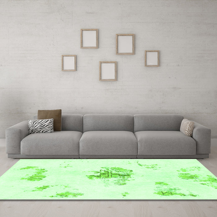 Machine Washable Abstract Green Modern Area Rugs in a Living Room,, wshabs1001grn