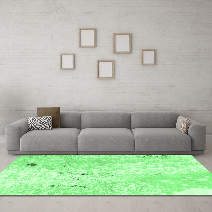 Machine Washable Abstract Emerald Green Modern Area Rugs in a Living Room,, wshabs1002emgrn