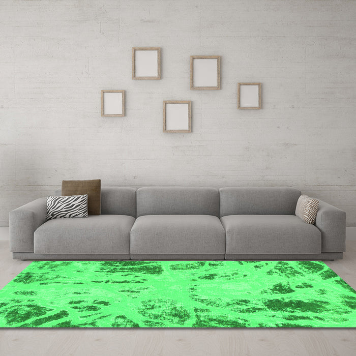 Machine Washable Oriental Green Modern Area Rugs in a Living Room,, wshabs1003grn