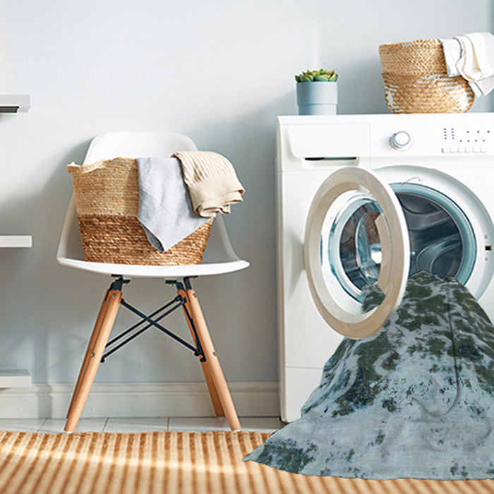 Machine Washable Abstract Columbia Blue Rug in a Washing Machine, wshabs1012