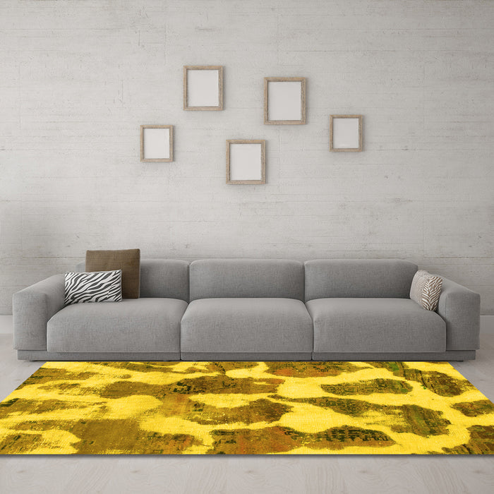 Machine Washable Oriental Yellow Modern Rug in a Living Room, wshabs1013yw