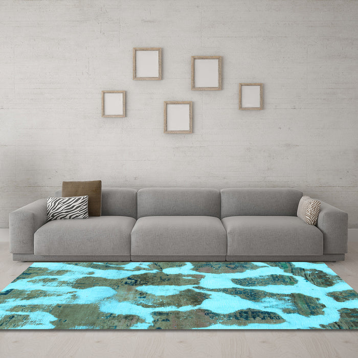 Machine Washable Oriental Light Blue Modern Rug in a Living Room, wshabs1013lblu