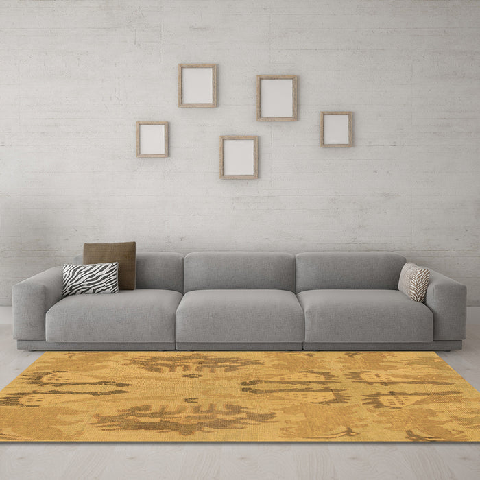Machine Washable Oriental Brown Modern Rug in a Living Room,, wshabs1015brn