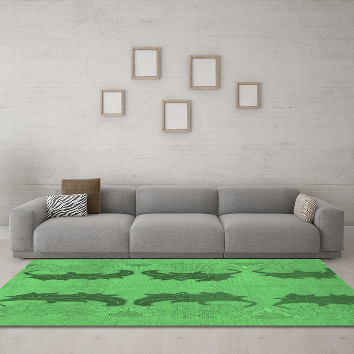 Machine Washable Oriental Emerald Green Modern Area Rugs in a Living Room,, wshabs1016emgrn
