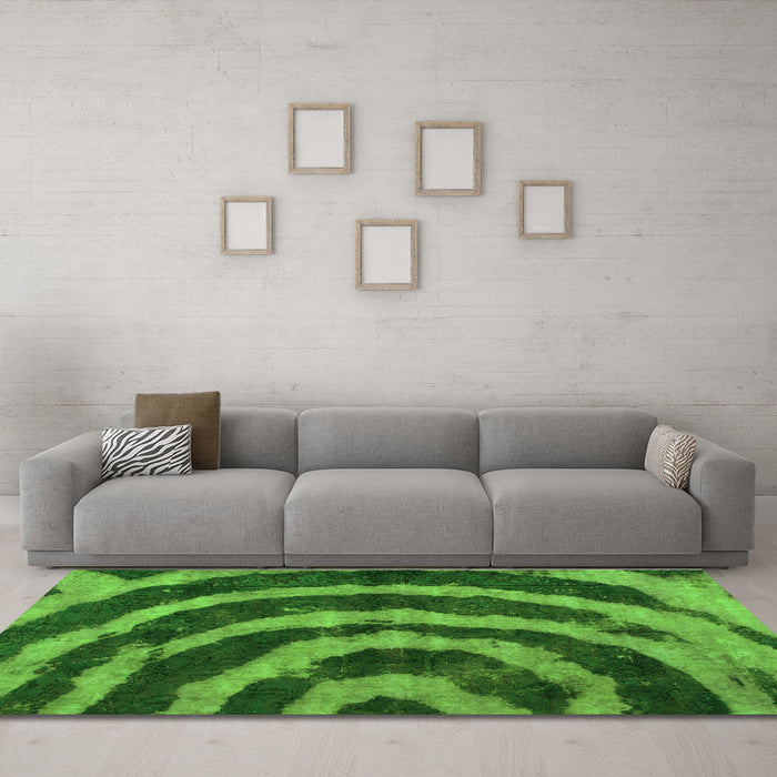 Machine Washable Abstract Green Modern Area Rugs in a Living Room,, wshabs1022grn