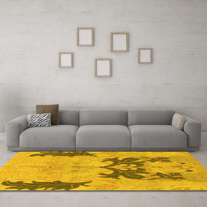 Machine Washable Abstract Yellow Modern Rug in a Living Room, wshabs1024yw