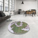 Round Machine Washable Abstract Dark Moccasin Green Rug in a Office, wshabs1037