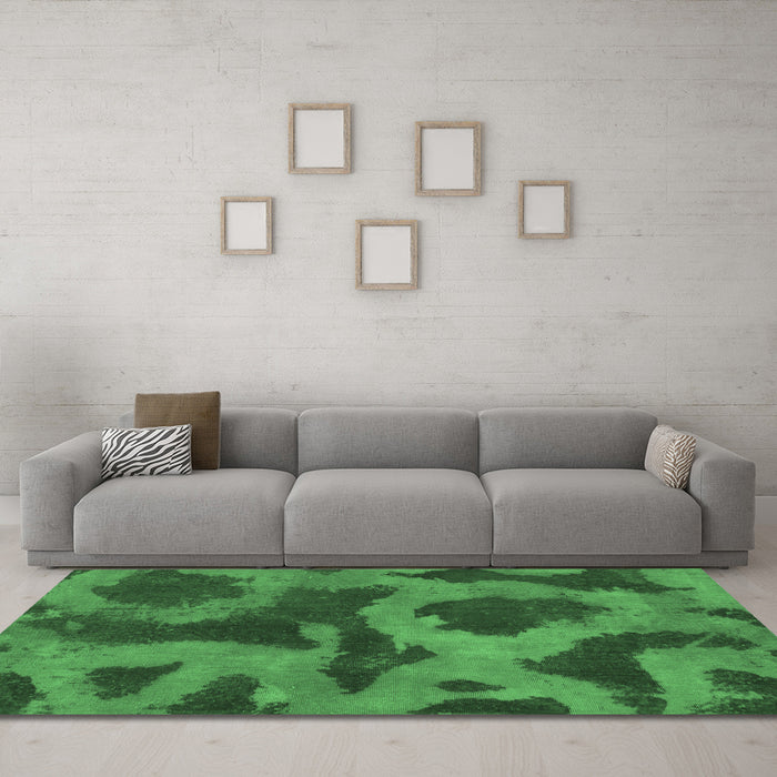 Machine Washable Abstract Emerald Green Modern Area Rugs in a Living Room,, wshabs1051emgrn