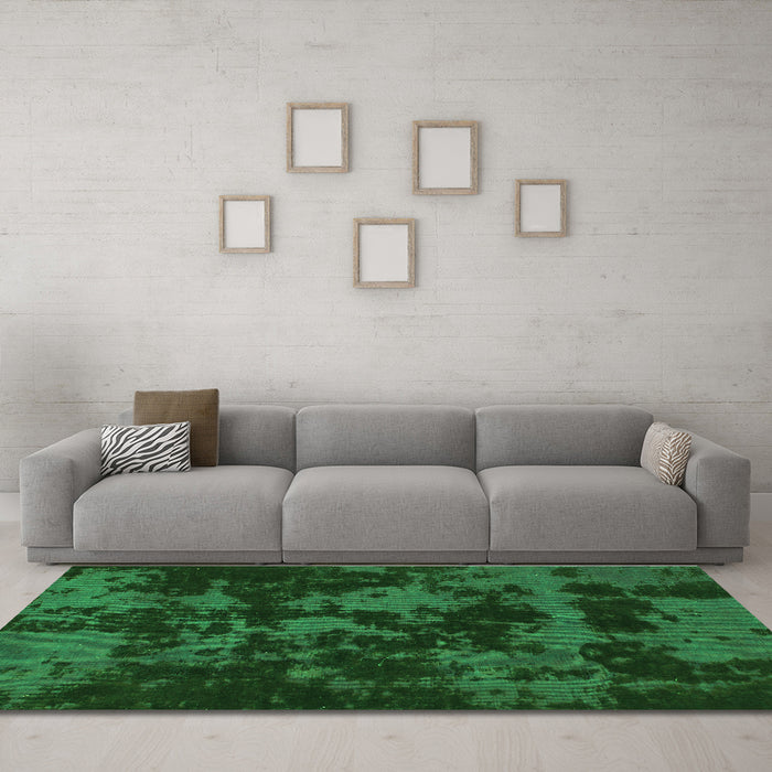 Machine Washable Abstract Green Modern Area Rugs in a Living Room,, wshabs1052grn
