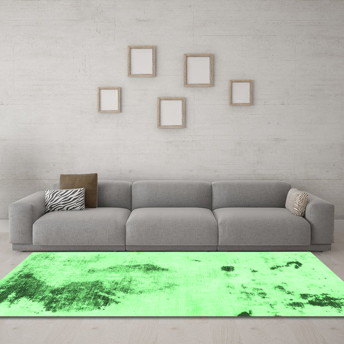 Machine Washable Abstract Emerald Green Modern Area Rugs in a Living Room,, wshabs1054emgrn
