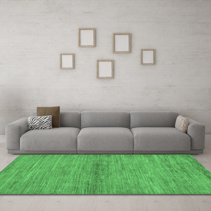 Machine Washable Abstract Emerald Green Modern Area Rugs in a Living Room,, wshabs105emgrn