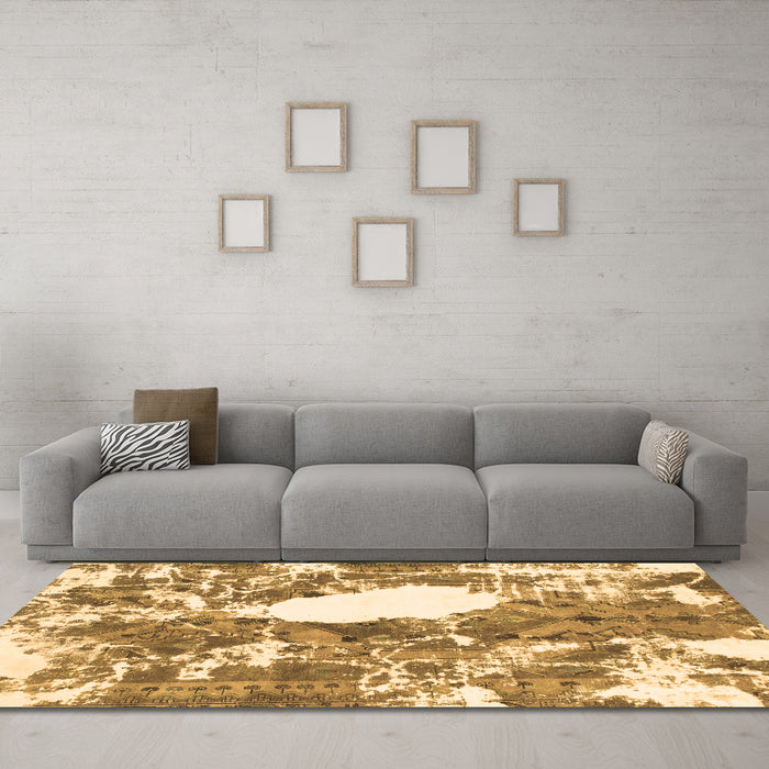 Machine Washable Abstract Brown Modern Rug in a Living Room,, wshabs1060brn