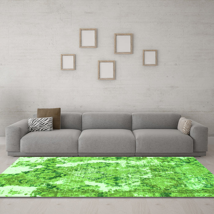 Machine Washable Abstract Green Modern Area Rugs in a Living Room,, wshabs1062grn