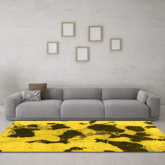 Machine Washable Abstract Yellow Modern Rug in a Living Room, wshabs1065yw