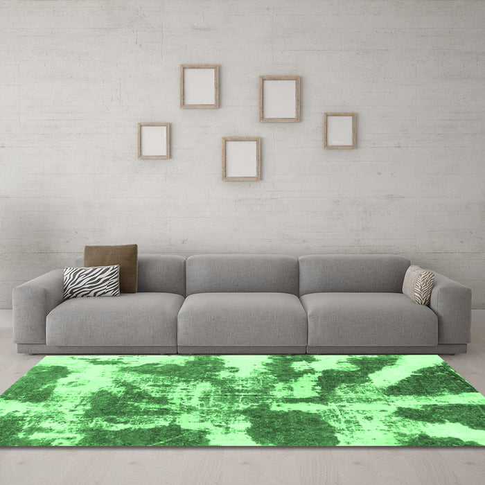 Machine Washable Abstract Emerald Green Modern Area Rugs in a Living Room,, wshabs1070emgrn