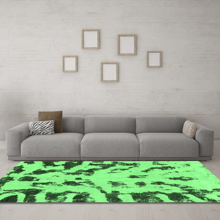 Machine Washable Abstract Emerald Green Modern Area Rugs in a Living Room,, wshabs1073emgrn