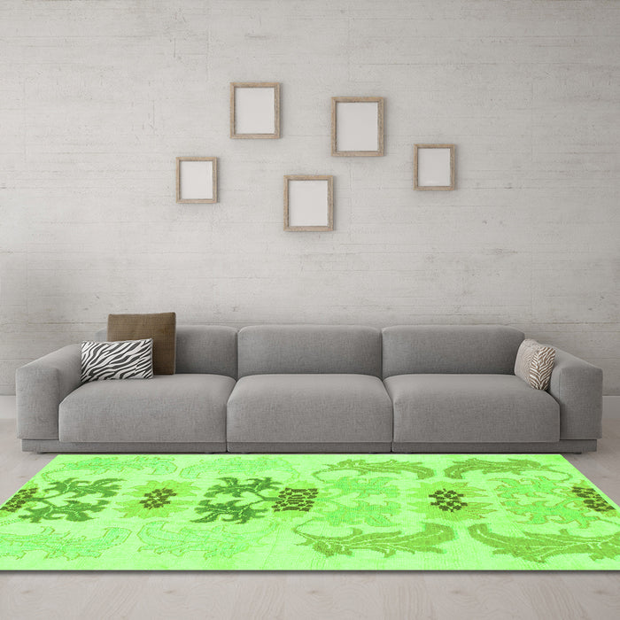 Machine Washable Abstract Green Modern Area Rugs in a Living Room,, wshabs1076grn