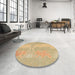 Round Machine Washable Abstract Gold Rug in a Office, wshabs1078