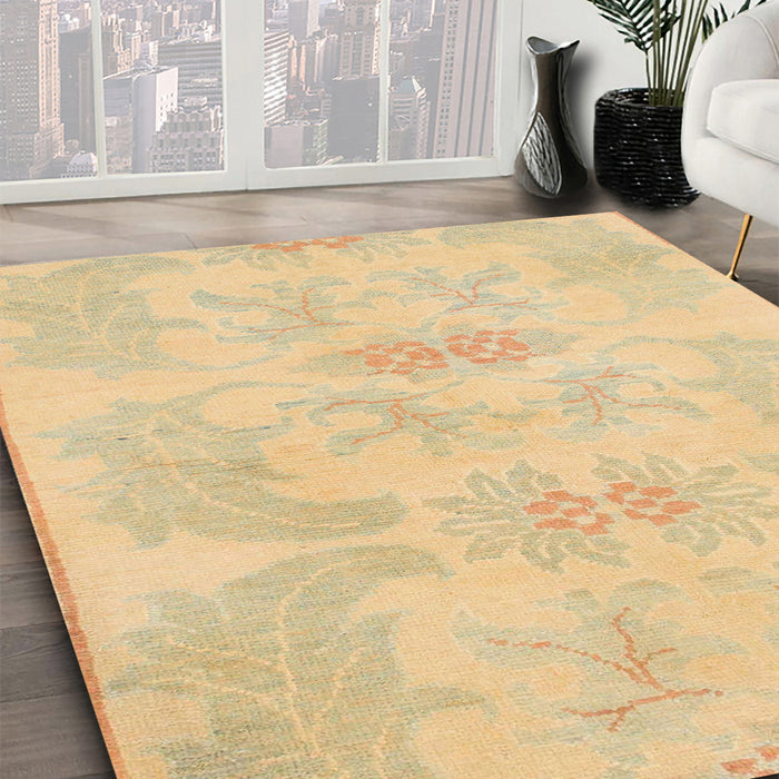 Machine Washable Abstract Yellow Rug in a Family Room, wshabs1079