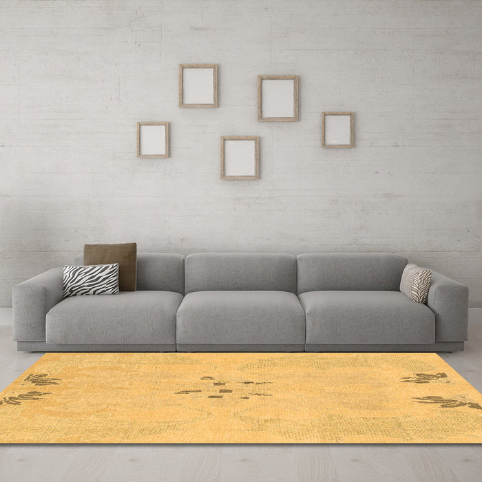 Machine Washable Abstract Brown Modern Rug in a Living Room,, wshabs1084brn