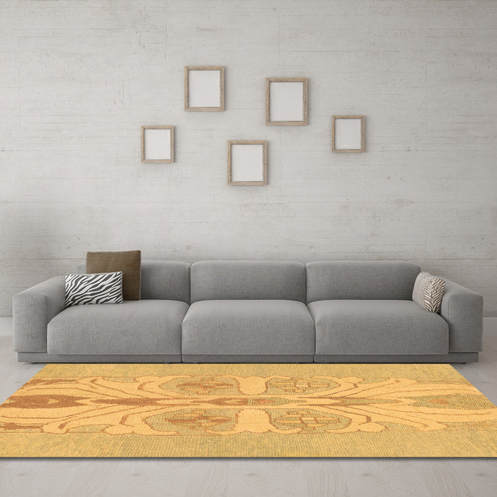 Machine Washable Abstract Brown Modern Rug in a Living Room,, wshabs1085brn