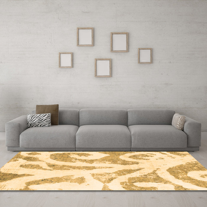 Machine Washable Abstract Brown Modern Rug in a Living Room,, wshabs1093brn