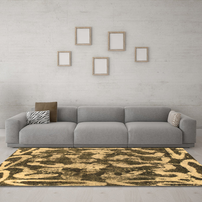 Machine Washable Abstract Brown Modern Rug in a Living Room,, wshabs1094brn