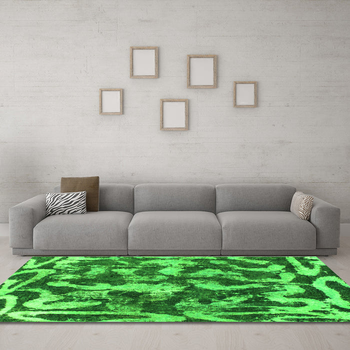 Machine Washable Abstract Green Modern Area Rugs in a Living Room,, wshabs1094grn