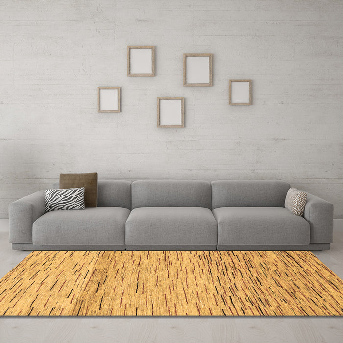 Machine Washable Abstract Brown Modern Rug in a Living Room,, wshabs10brn