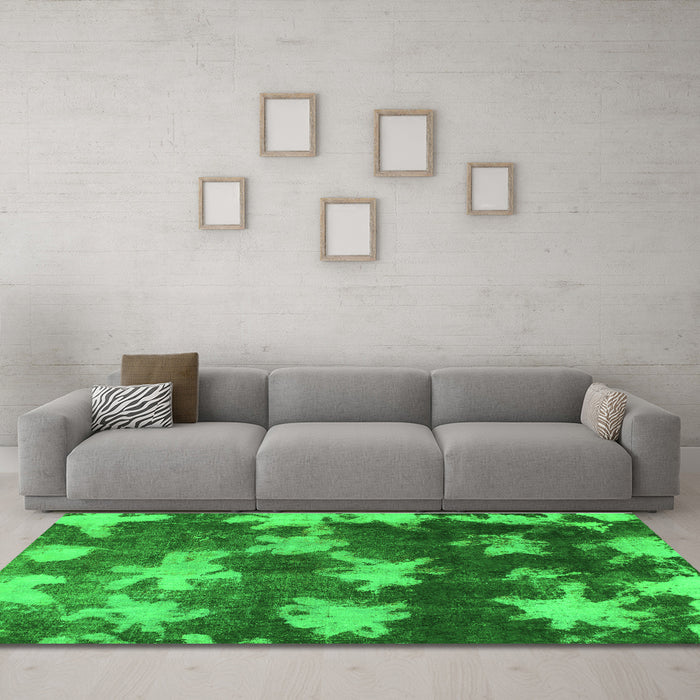 Machine Washable Abstract Green Modern Area Rugs in a Living Room,, wshabs1106grn