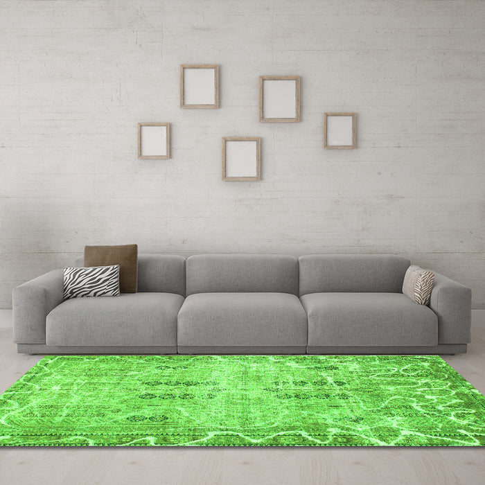 Machine Washable Abstract Green Modern Area Rugs in a Living Room,, wshabs1107grn