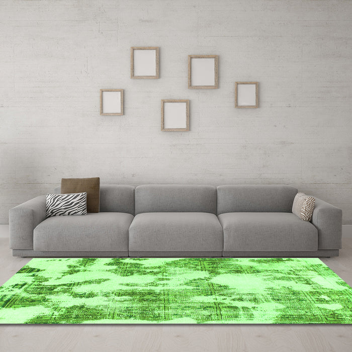 Machine Washable Abstract Green Modern Area Rugs in a Living Room,, wshabs1109grn
