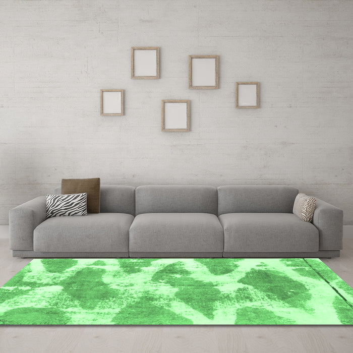Machine Washable Abstract Emerald Green Modern Area Rugs in a Living Room,, wshabs1111emgrn