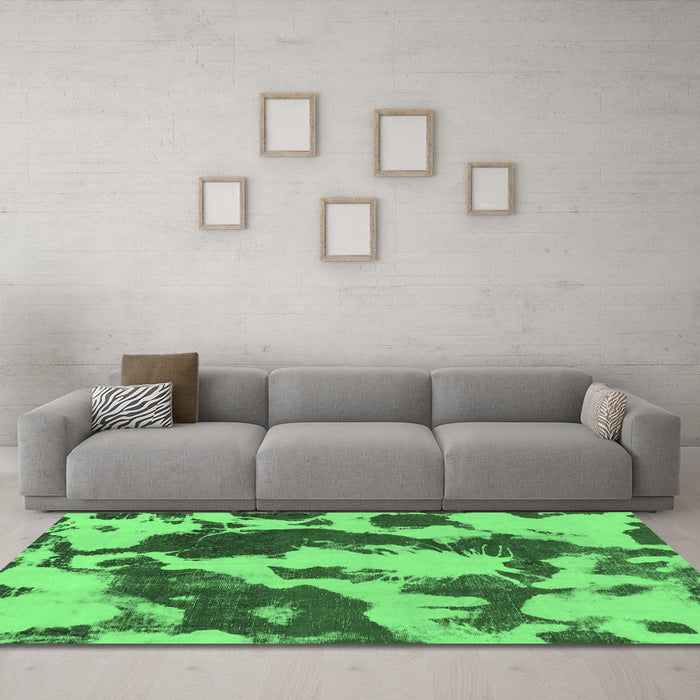 Machine Washable Abstract Emerald Green Modern Area Rugs in a Living Room,, wshabs1118emgrn