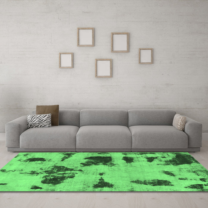 Machine Washable Abstract Emerald Green Modern Area Rugs in a Living Room,, wshabs1122emgrn