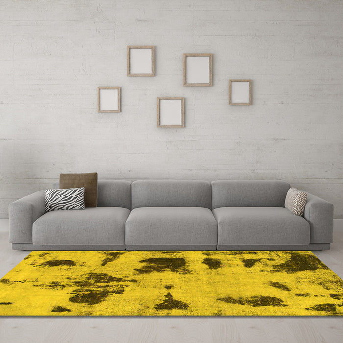 Machine Washable Abstract Yellow Modern Rug in a Living Room, wshabs1122yw