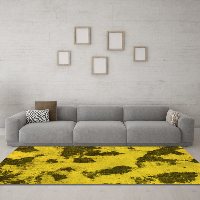 Machine Washable Abstract Yellow Modern Rug in a Living Room, wshabs1125yw