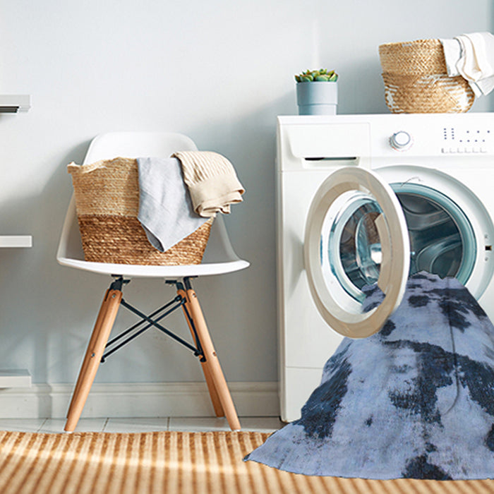 Machine Washable Abstract Sky Blue Rug in a Washing Machine, wshabs1125