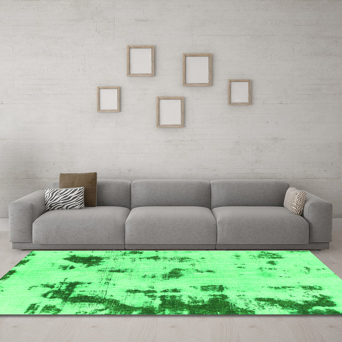 Machine Washable Abstract Green Modern Area Rugs in a Living Room,, wshabs1127grn