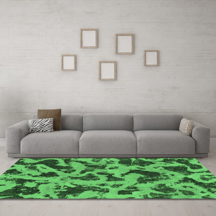 Machine Washable Abstract Emerald Green Modern Area Rugs in a Living Room,, wshabs1130emgrn