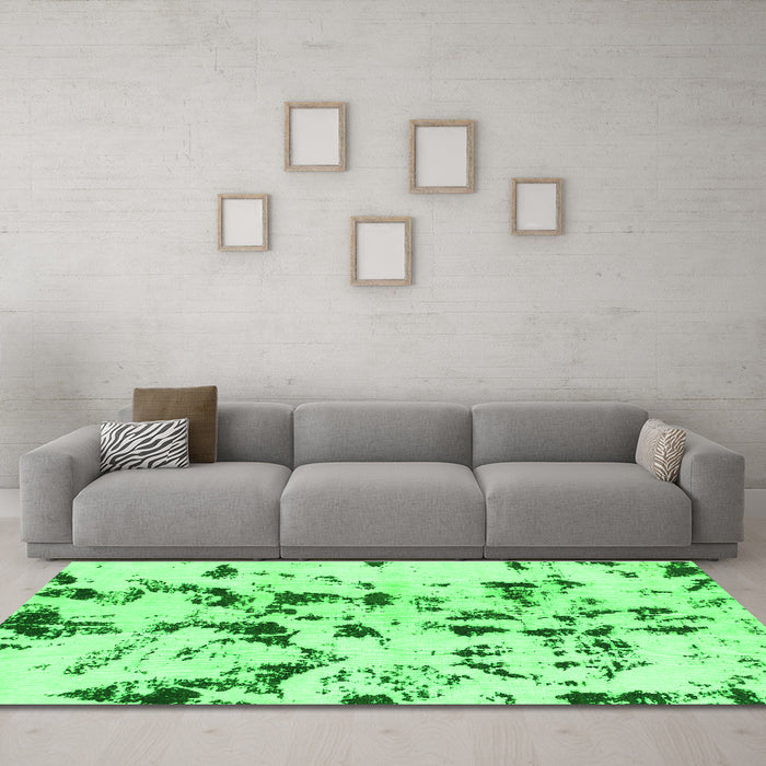 Machine Washable Abstract Green Modern Area Rugs in a Living Room,, wshabs1131grn