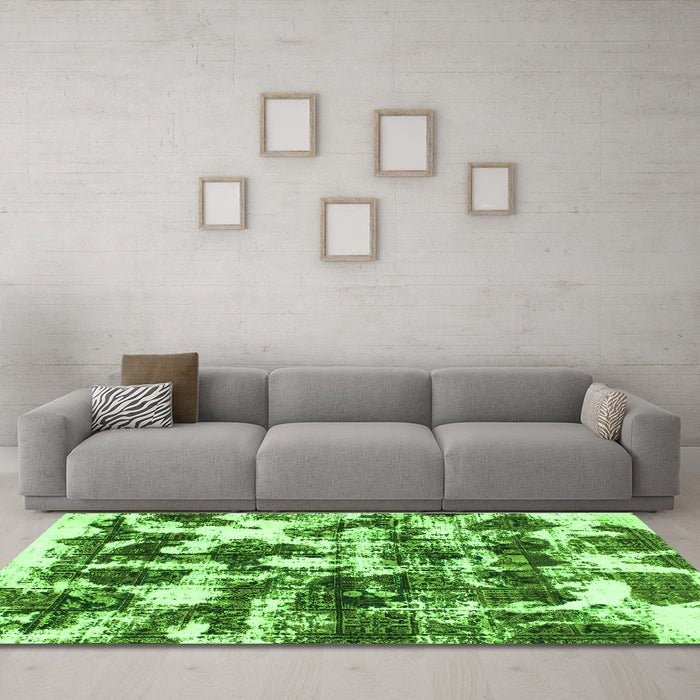 Machine Washable Abstract Green Modern Area Rugs in a Living Room,, wshabs1132grn
