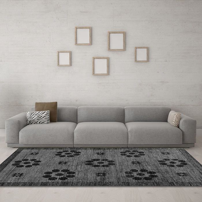 Machine Washable Abstract Gray Modern Rug in a Living Room,, wshabs113gry