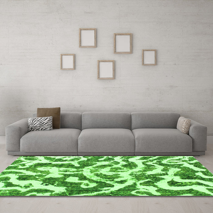 Machine Washable Abstract Green Modern Area Rugs in a Living Room,, wshabs1140grn