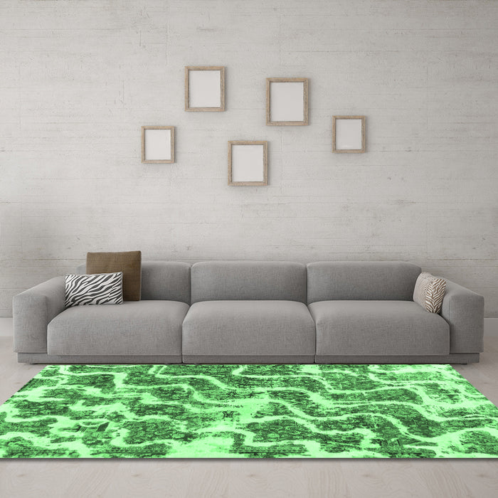 Machine Washable Abstract Emerald Green Modern Area Rugs in a Living Room,, wshabs1141emgrn