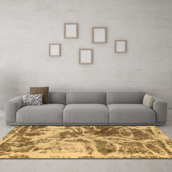 Machine Washable Abstract Brown Modern Rug in a Living Room,, wshabs1143brn