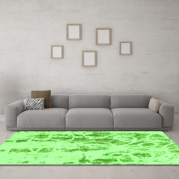 Machine Washable Abstract Green Modern Area Rugs in a Living Room,, wshabs1144grn