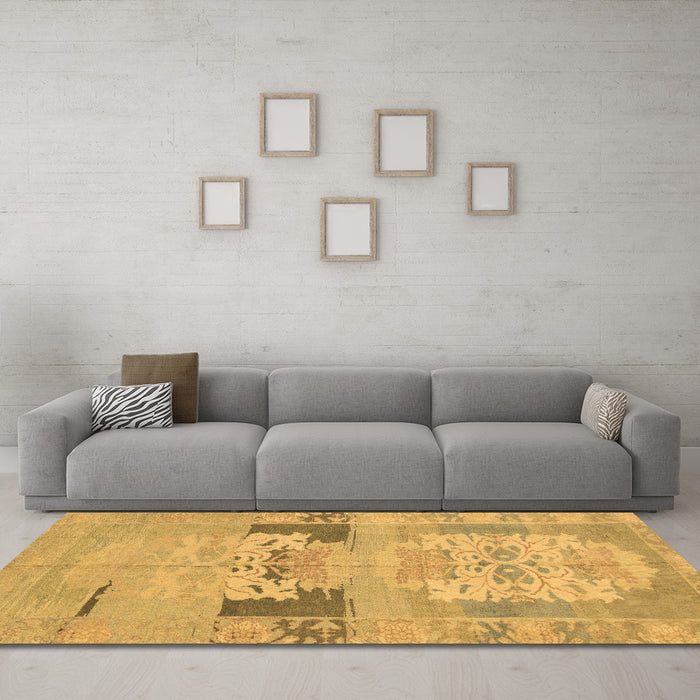 Machine Washable Abstract Brown Modern Rug in a Living Room,, wshabs1146brn