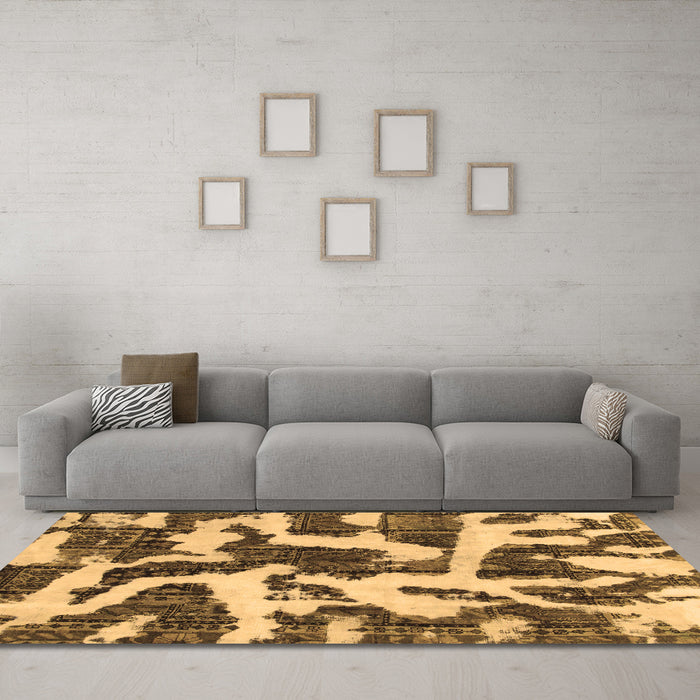 Machine Washable Abstract Brown Modern Rug in a Living Room,, wshabs1150brn